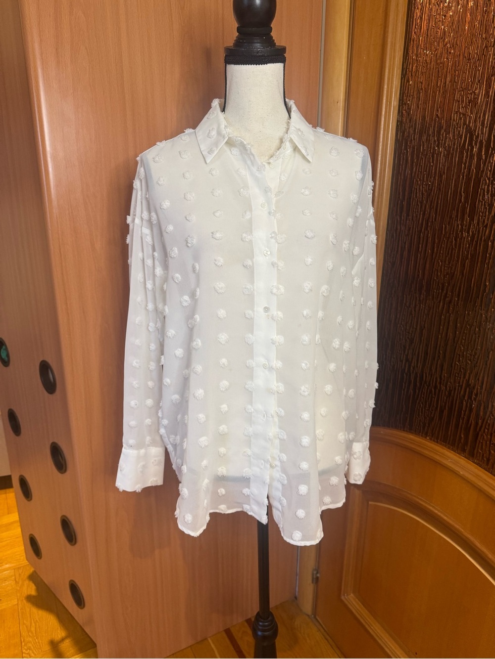 Zara White Textured Dot Button-Up Blouse - Picture 13 of 16